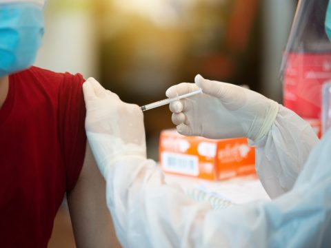 Why lobbyists are asking the federal government to delay the vaccine mandate.
