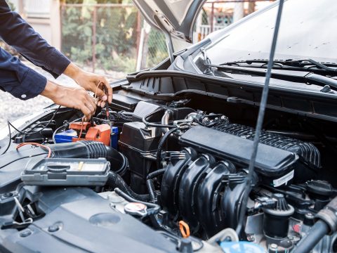 helpful-tips-to-keep-your-car-battery-healthy-according-to-an-auto-repair-shop-in-Huntington-Beach-CA